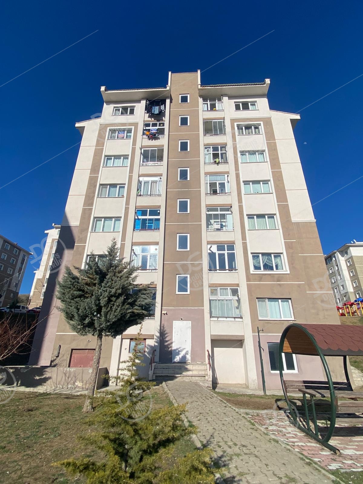 CEZAEVİ TOKİLERİNDE İÇİ YAPILI ARAKAT 2+1 SATILIK DAİRE