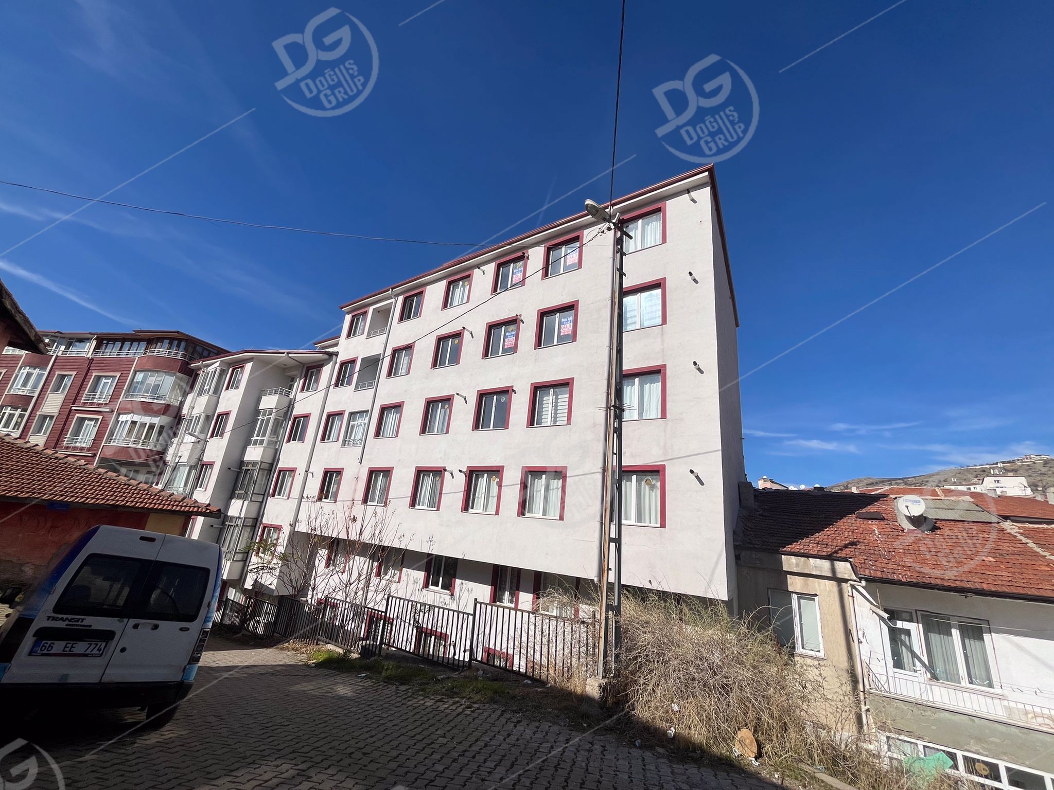 ŞEHİR MERKEZİNDE ARA KAT 1+1 KİRALIK DAİRE