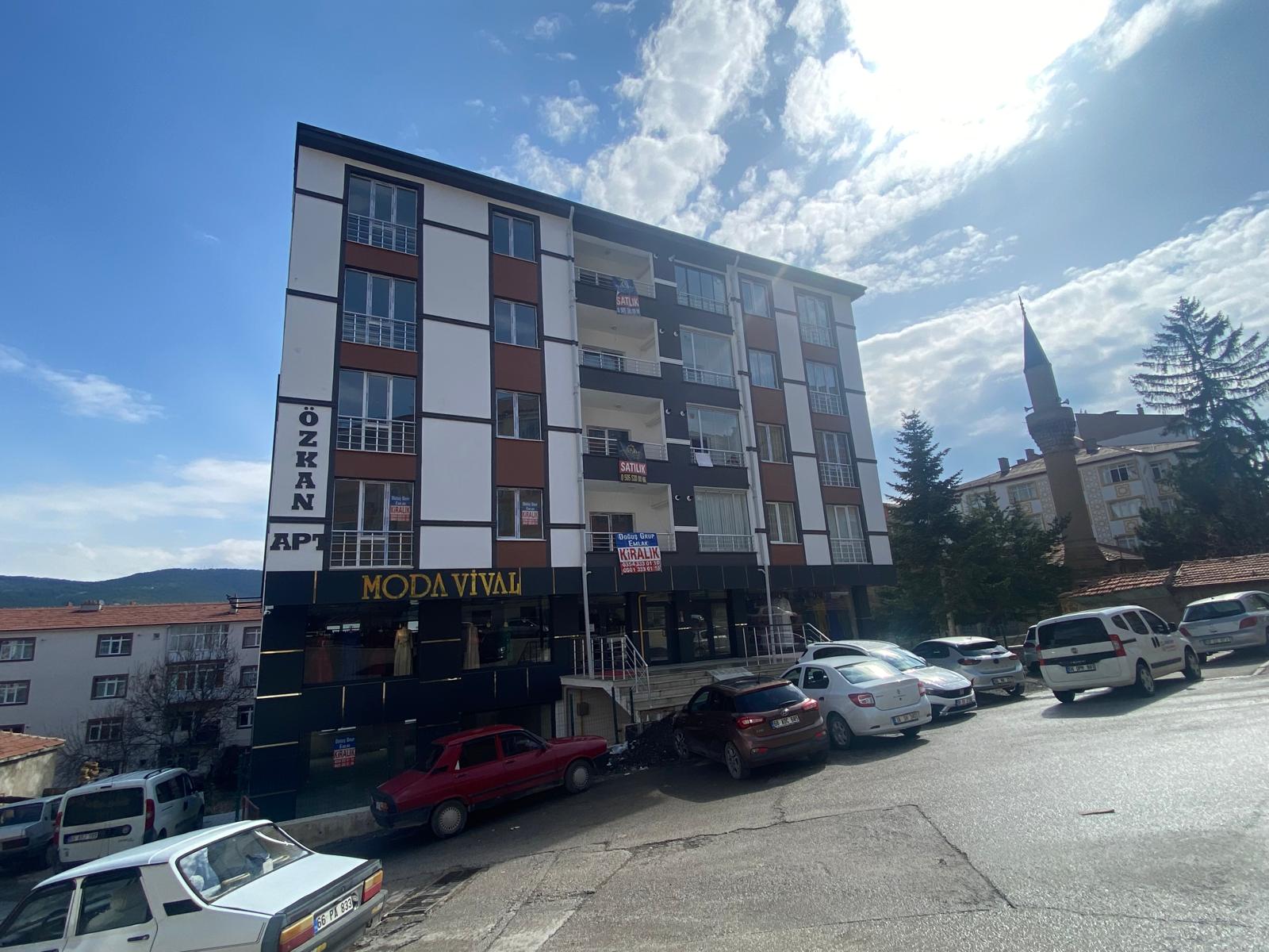ŞEHİR MERKEZİNDE SIFIR YAPI 4+1 KİRALIK DAİRE