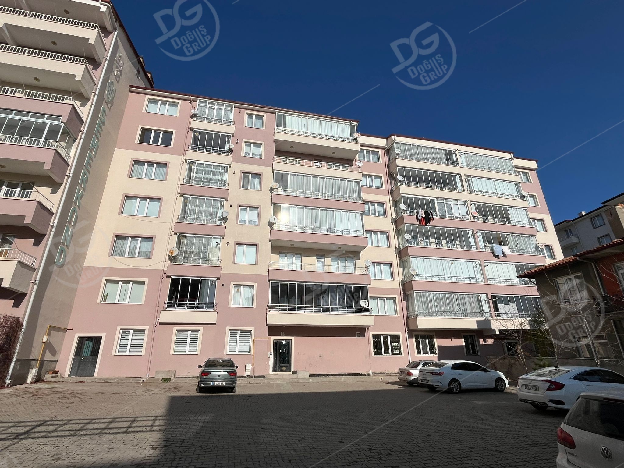 ŞEHİR MERKEZİNE YÜRÜME MESAFESİNDE 3+1 KİRALIK DAİRE