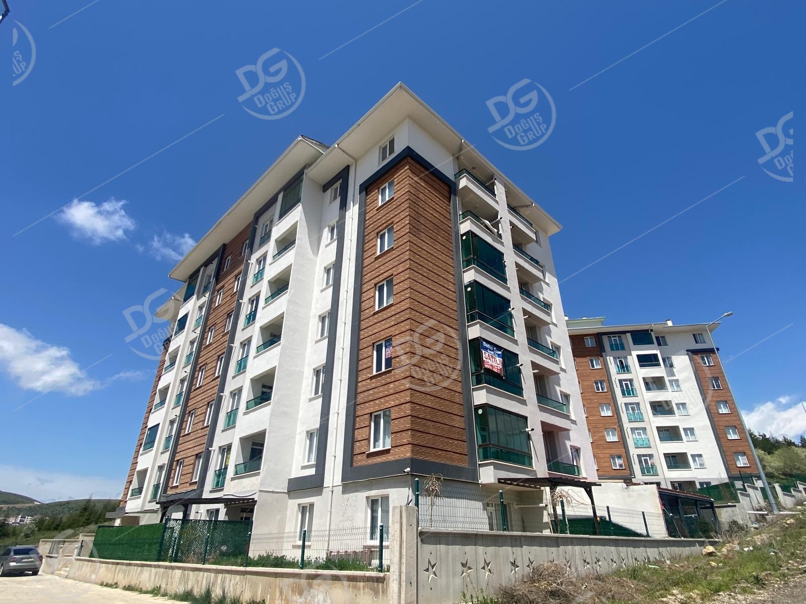 DOĞALOFT SİTESİNDE ARA KAT 2+1 SATILIK DAİRE