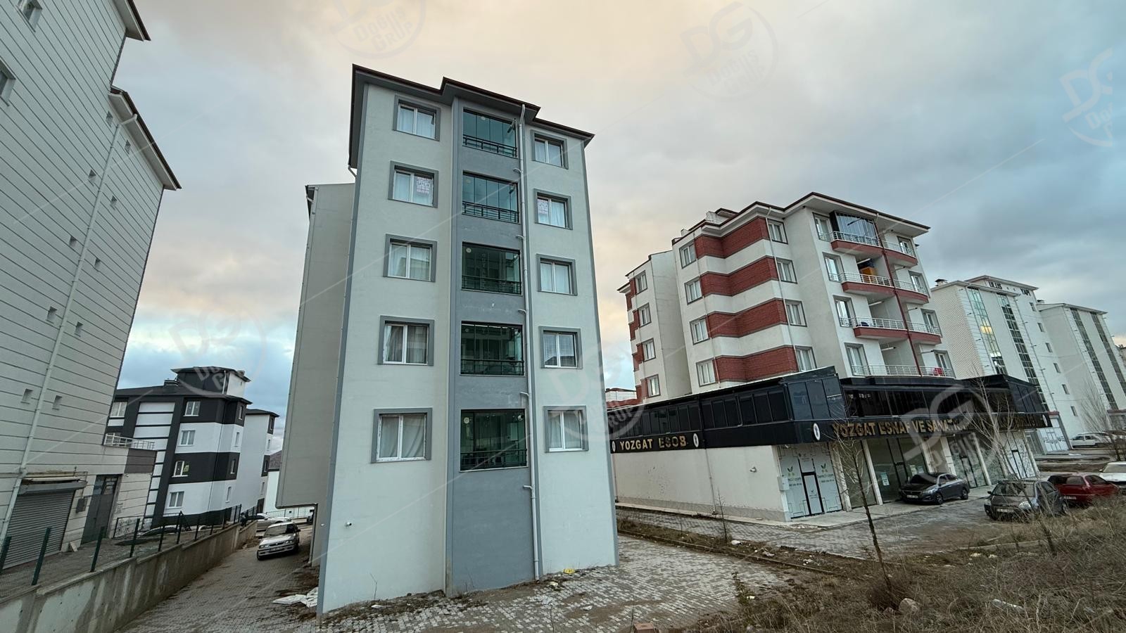 ŞEHİR HASTANESİ YANI ARA KAT 2+1 EŞYALI KİRALIK DAİRE