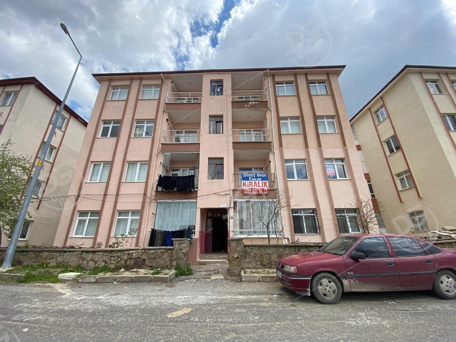 BAHÇEŞEHİRDE ARA KAT 3+1 KİRALIK DAİRE