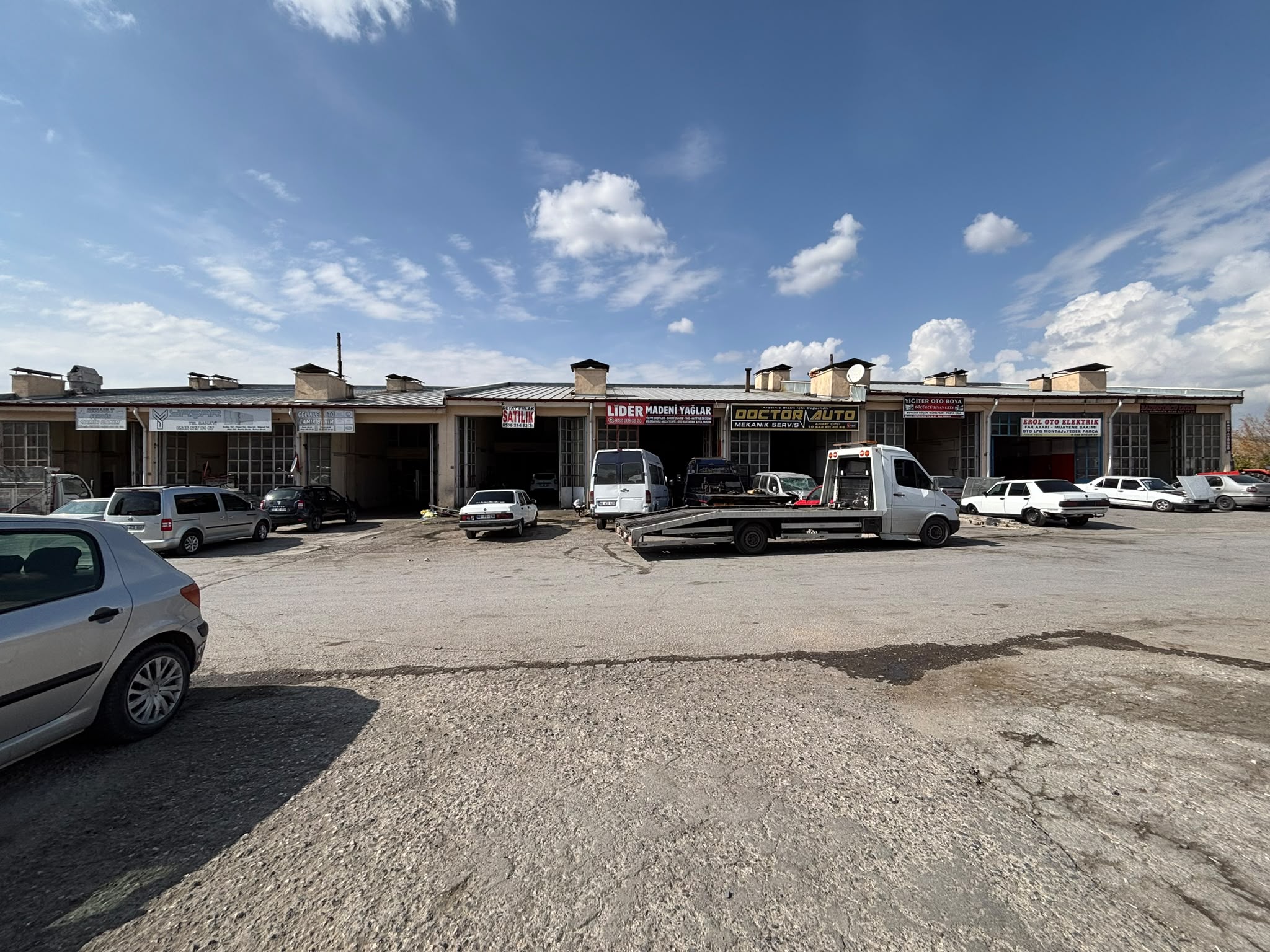 SANAYİDE 100 m² SATILIK DÜKKAN