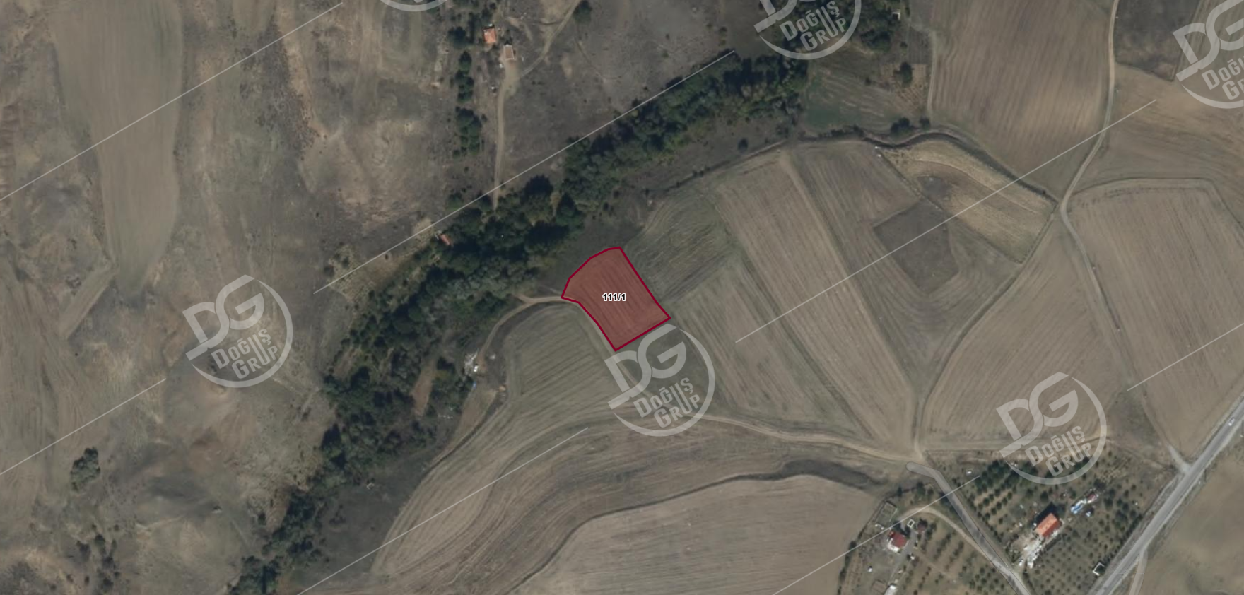 AZİZLİ BAĞLARINDA 2425 m² SATILIK TARLA