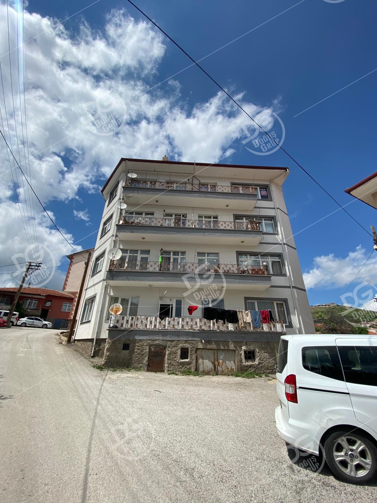 ŞEHİR MERKEZİNE YÜRÜME MESAFESİNDE 3+1 SATILIK DAİRE