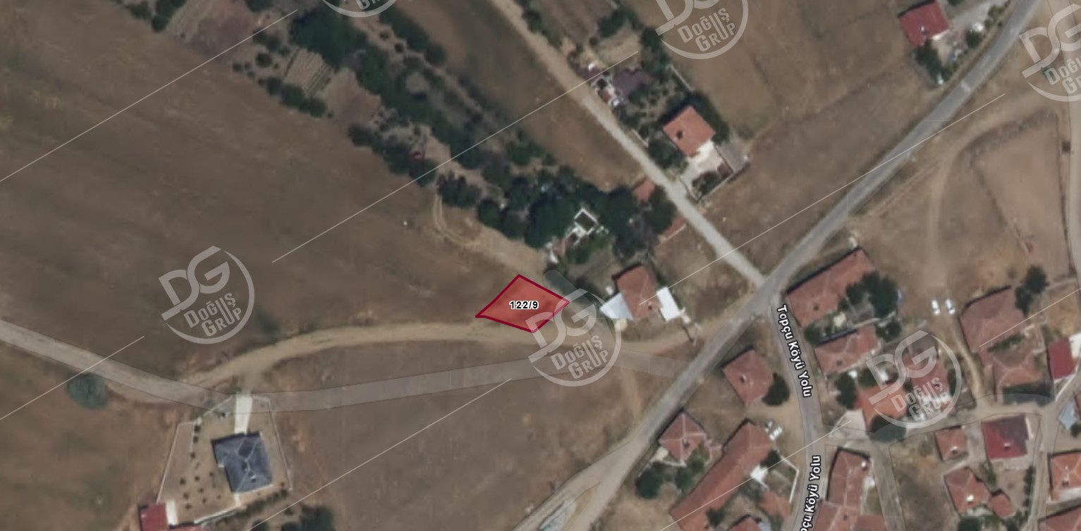 TOPÇU DA YOLA YAKIN SATILIK ARSA