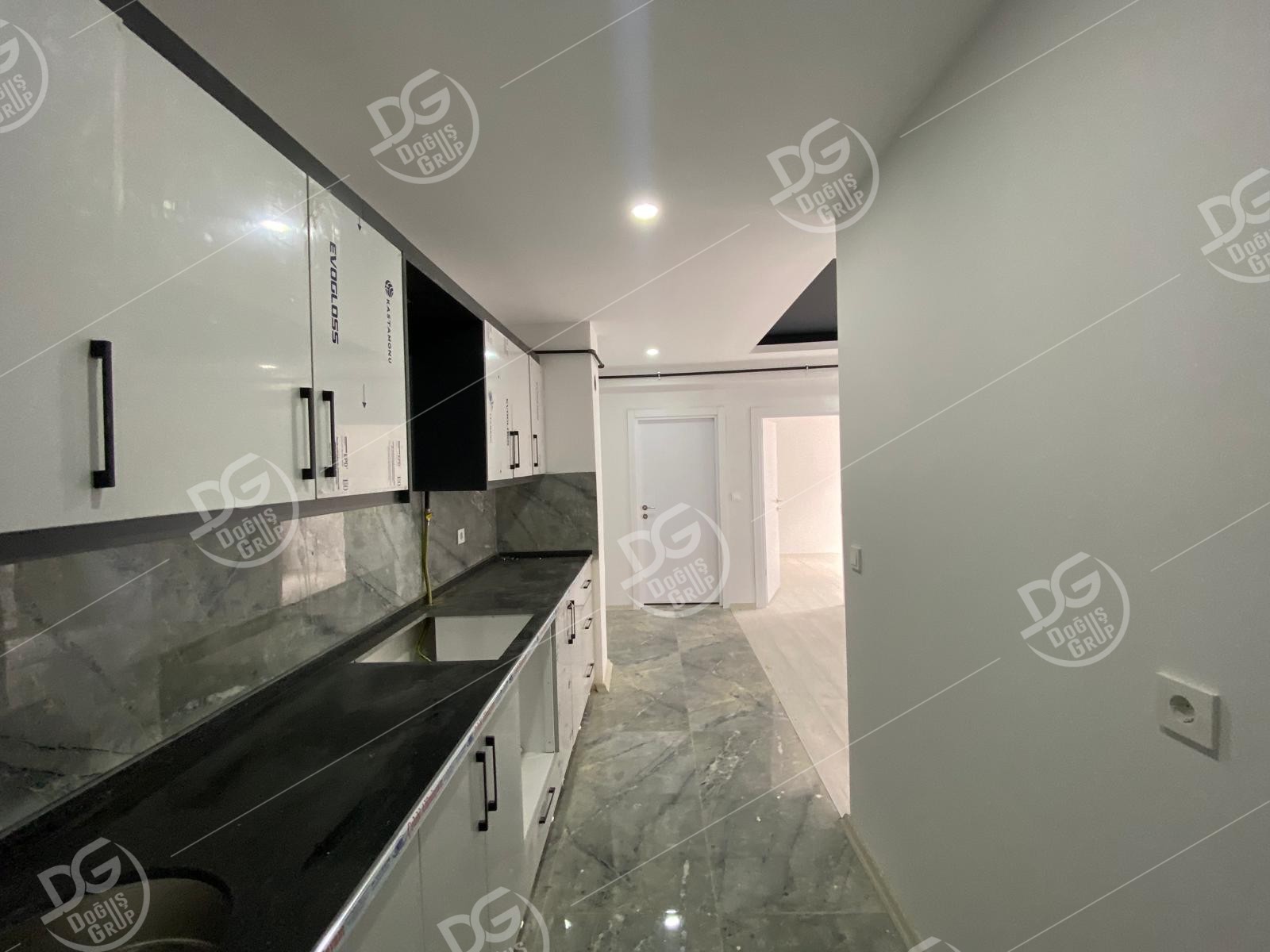 EMNİYET MÜDÜRLÜĞÜ YAKININDA 2+1 KİRALIK DAİRE