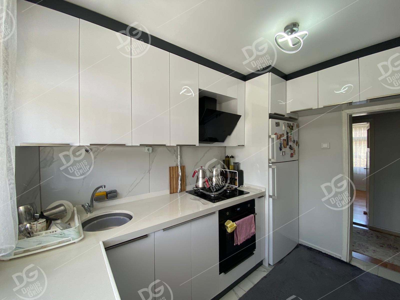 ŞEHİR MERKEZİNE YÜRÜME MESAFESİNDE 2+1 SATILIK DAİRE