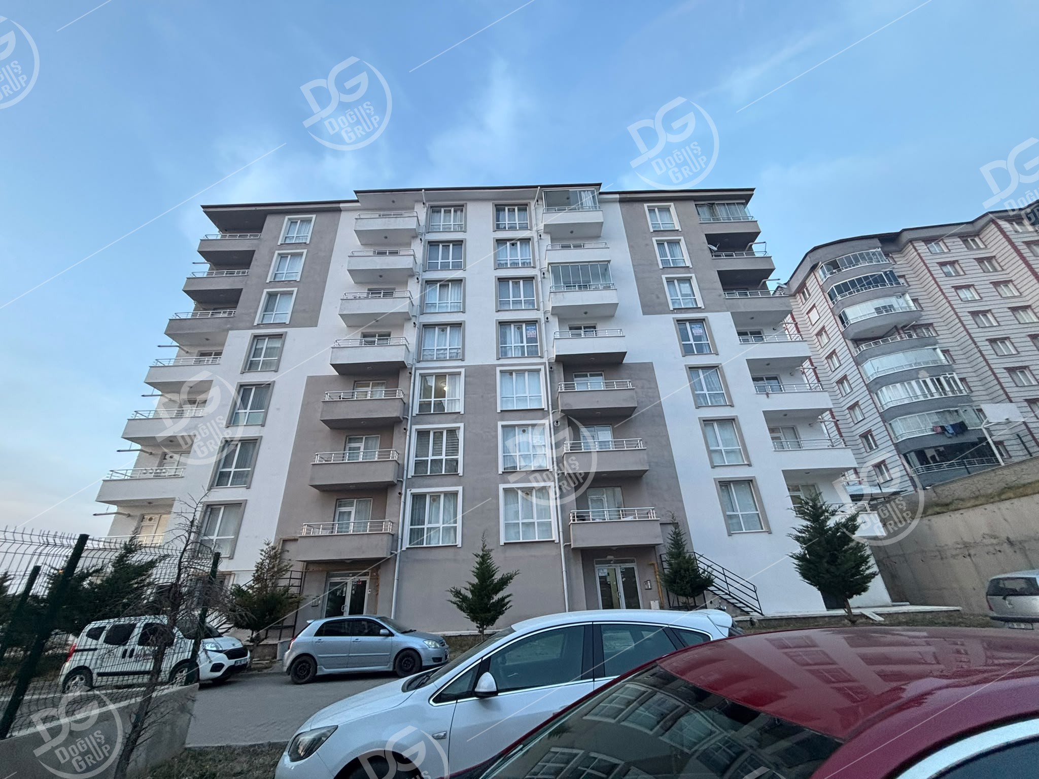 ÜNİVERSİTE YOLU ÜZERİNDE KİRALIK EŞYALI 1+1 DAİRE